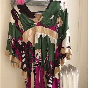 Light Silk Kimono style dress with sash. Vintage